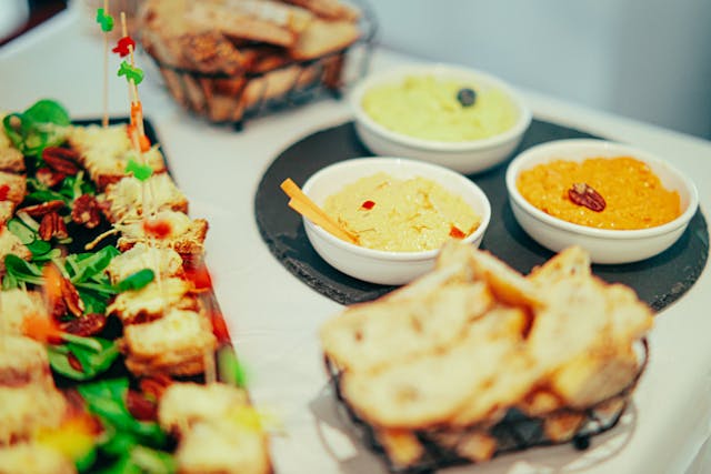 How To Select an Ideal Caterer for Your Destination Wedding
